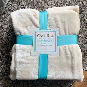 Eagerly plush bedroom or living‎ room Throw